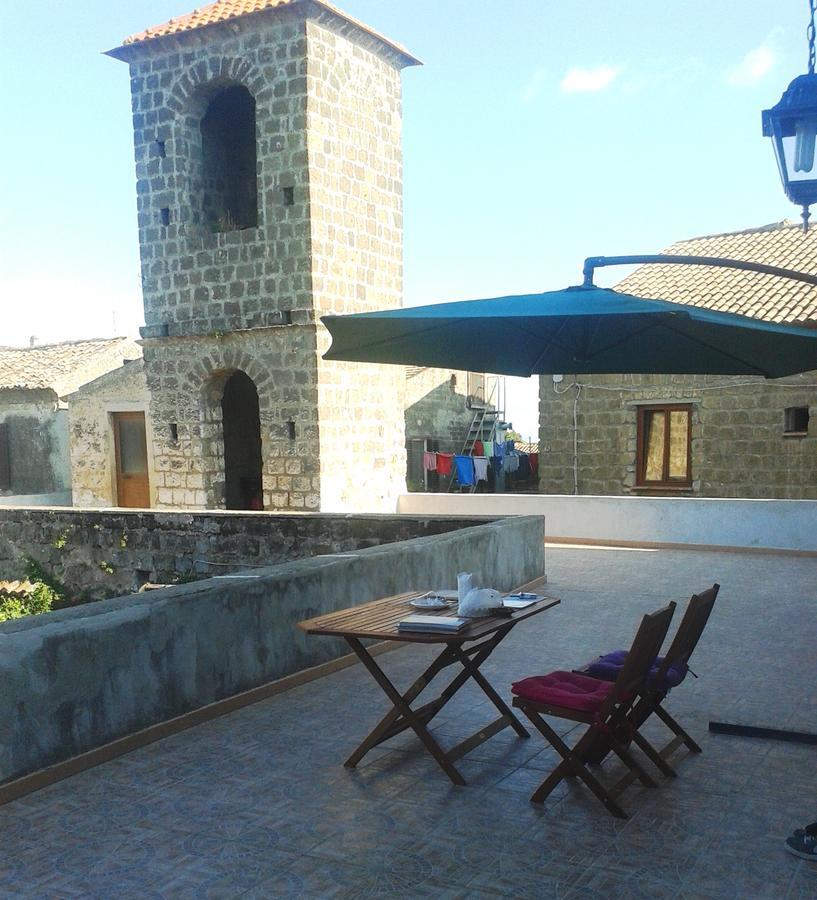 La Pietra D'Argento Bed & Breakfast Касертавекия Екстериор снимка